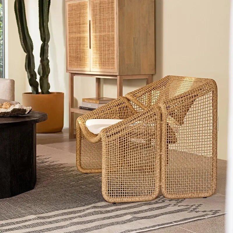 OUTDOOR RATTAN CHAIR