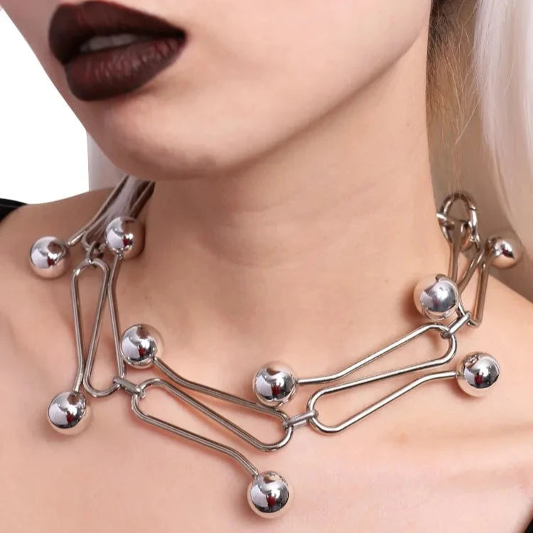 BALL BENT NECKLACE